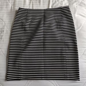 Joe Fresh mini skirt